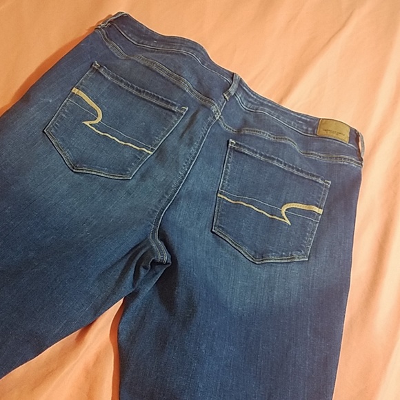 American Eagle Super Hi-Rise Suoer StretchJeggings - Picture 4 of 4